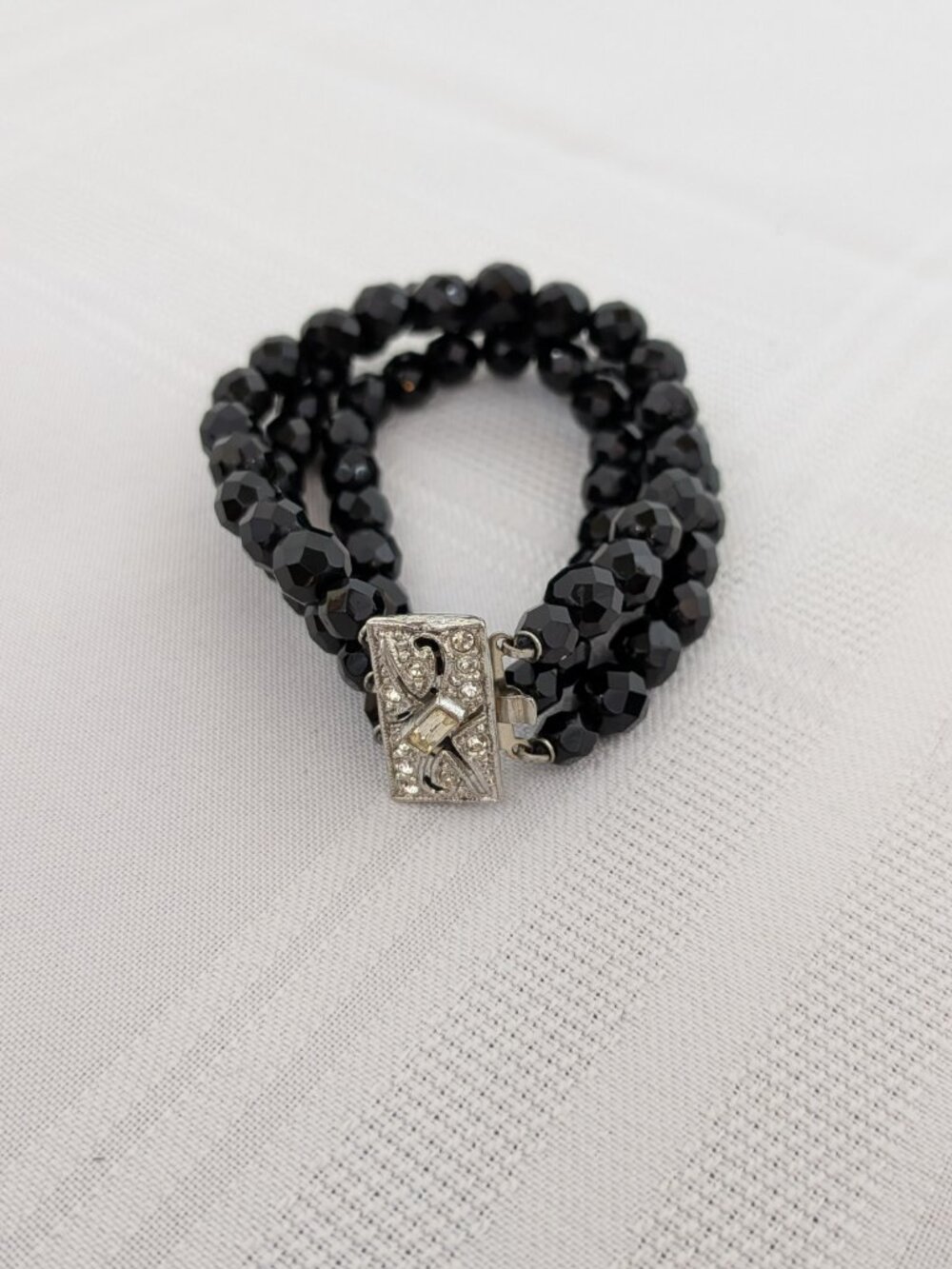 Bracelet Black Onyx Triple Strand Silver Rhinestone Box Clasp Vintage 7 Inch